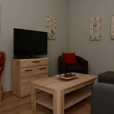 The Horizon City Center Apartman